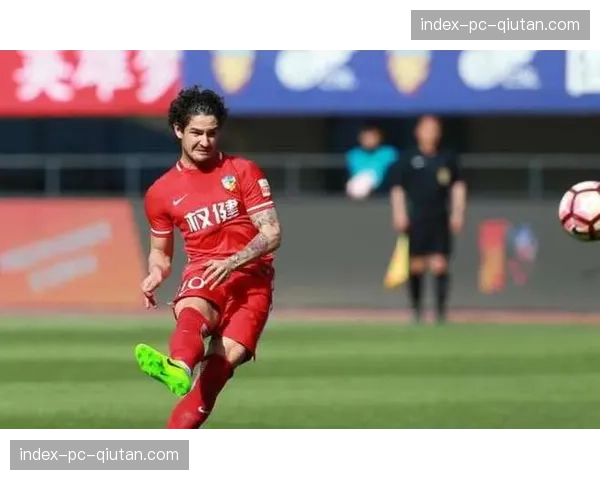 裁判委员会发布新指引，将更严格判罚在肋部区域的防守犯规